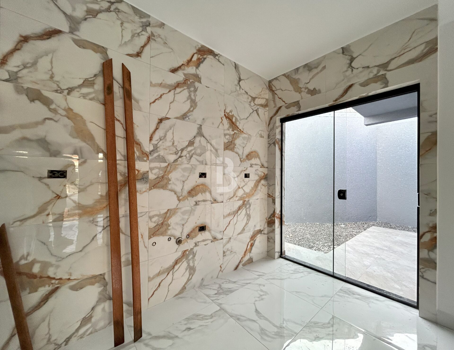 Casa à venda com 3 quartos, 72m² - Foto 4