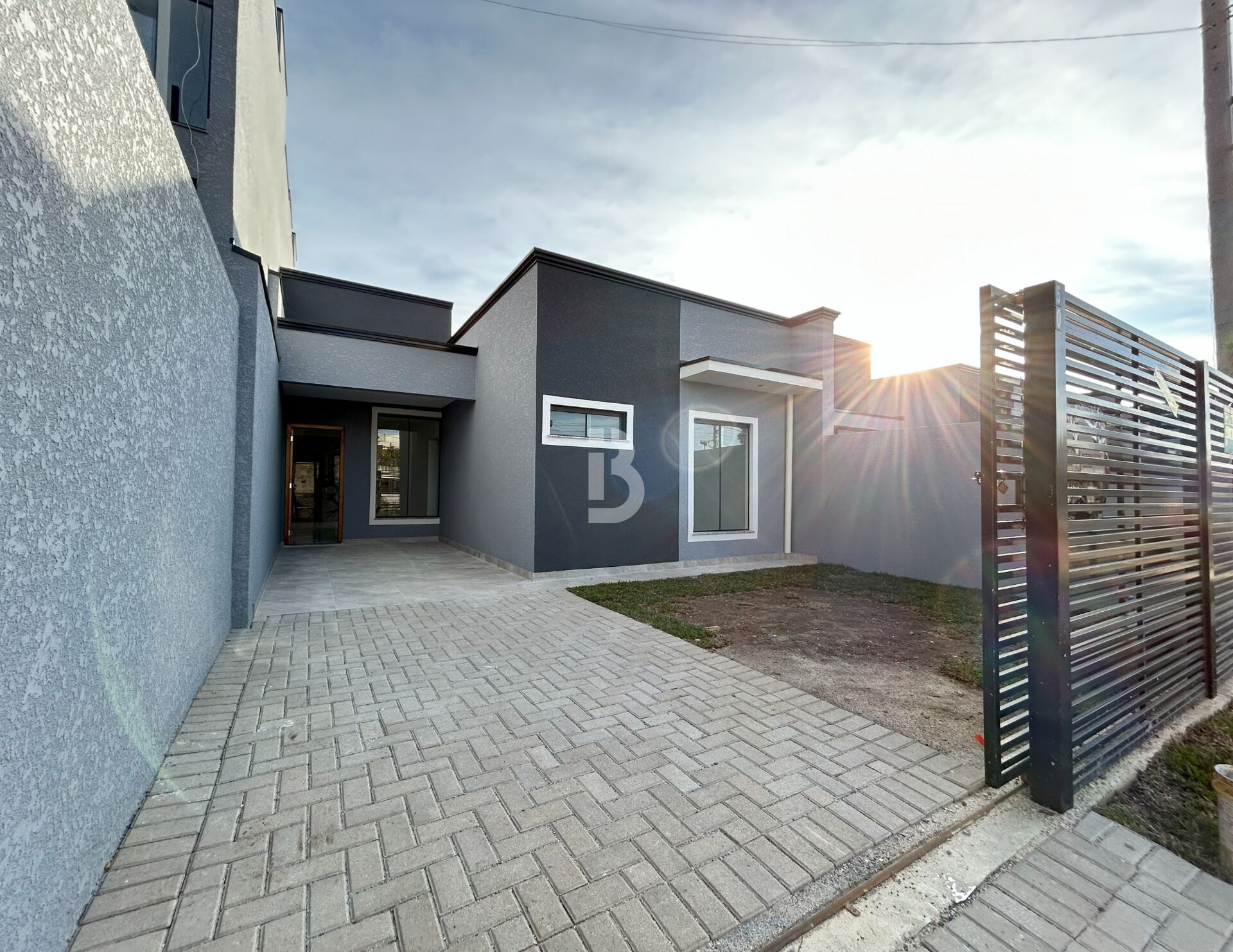 Casa à venda com 3 quartos, 72m² - Foto 9