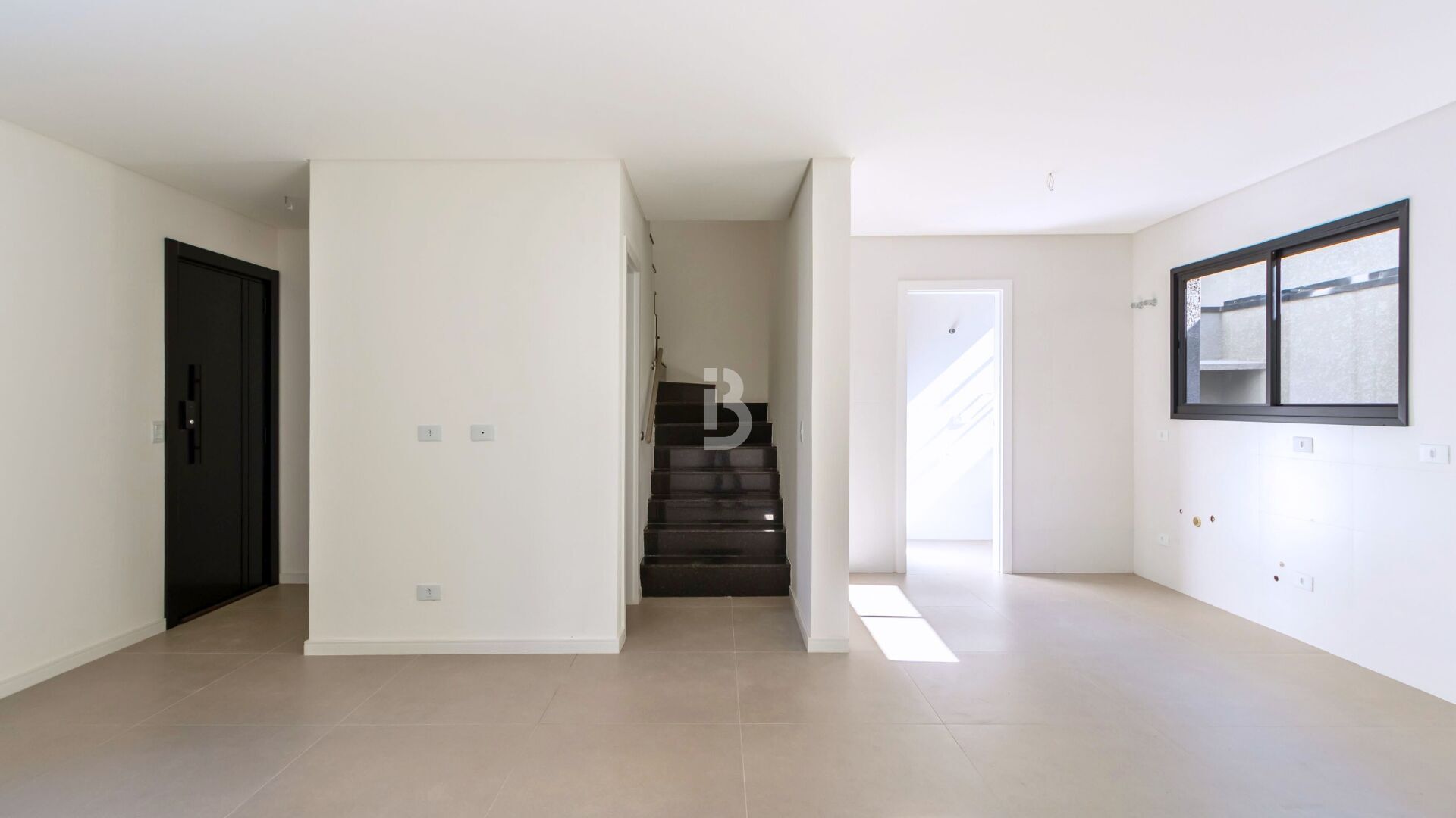 Prédio Inteiro à venda com 3 quartos, 119m² - Foto 2