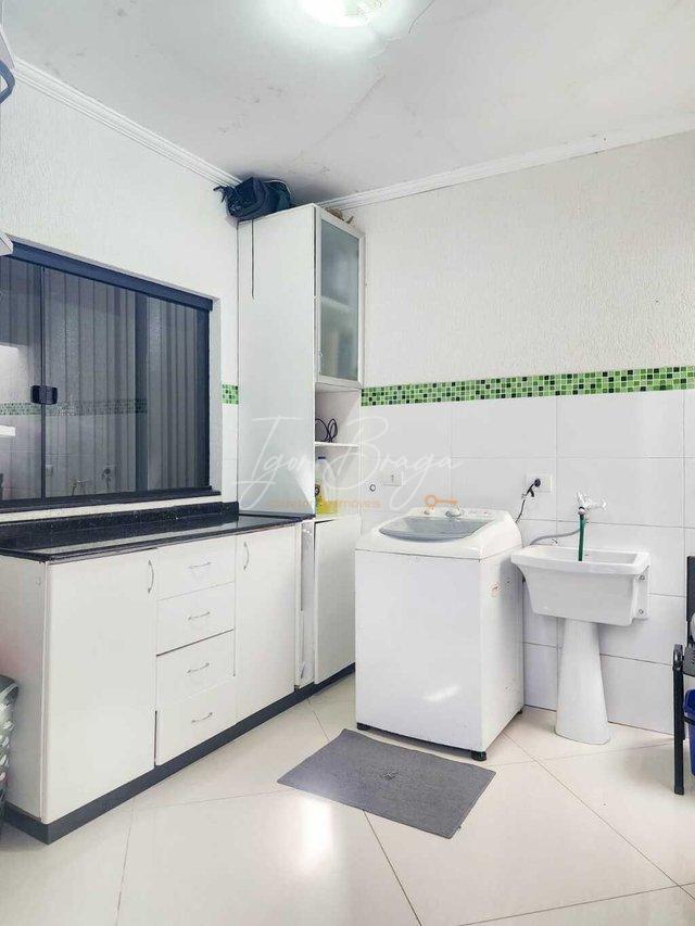 Casa à venda com 3 quartos, 250m² - Foto 14