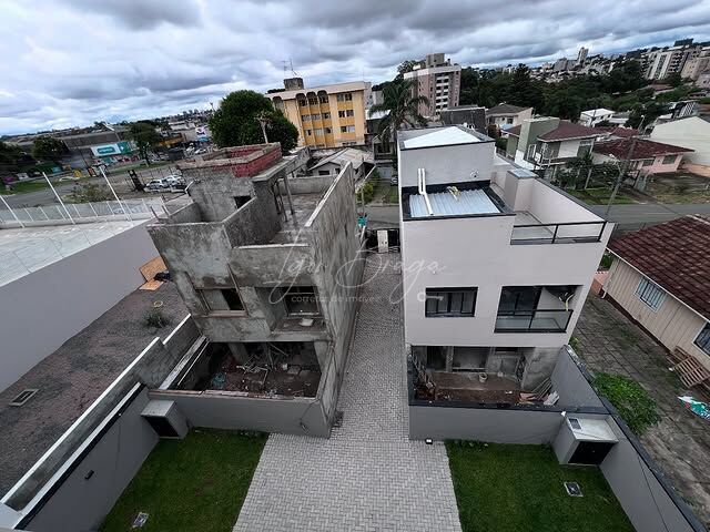 Casa à venda com 3 quartos, 133m² - Foto 8