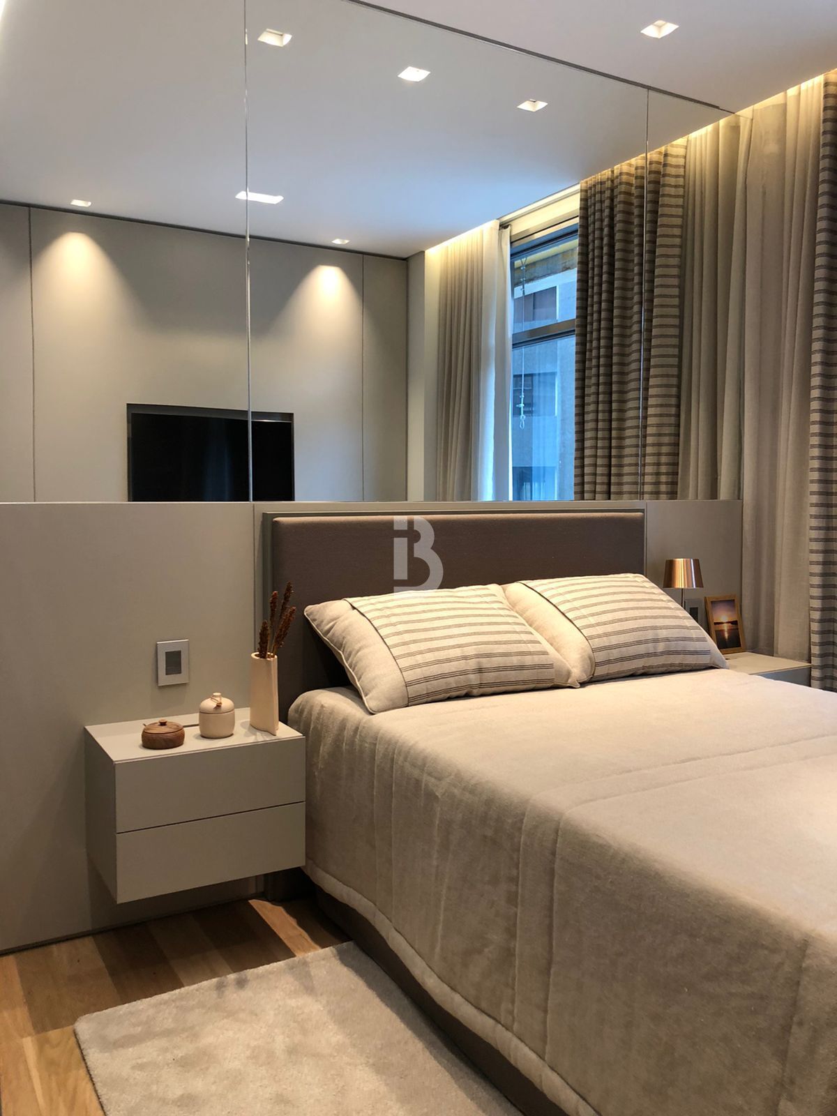 Apartamento à venda com 3 quartos, 202m² - Foto 14