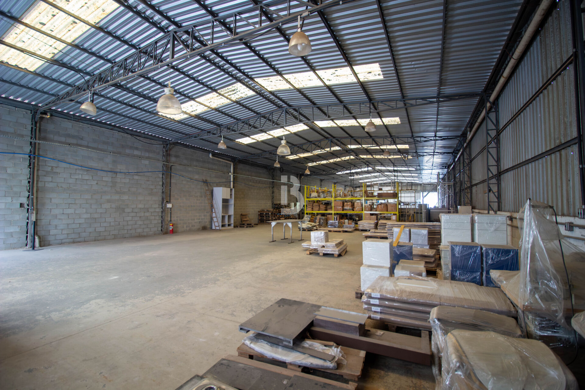 Depósito-Galpão-Armazém à venda, 800m² - Foto 2