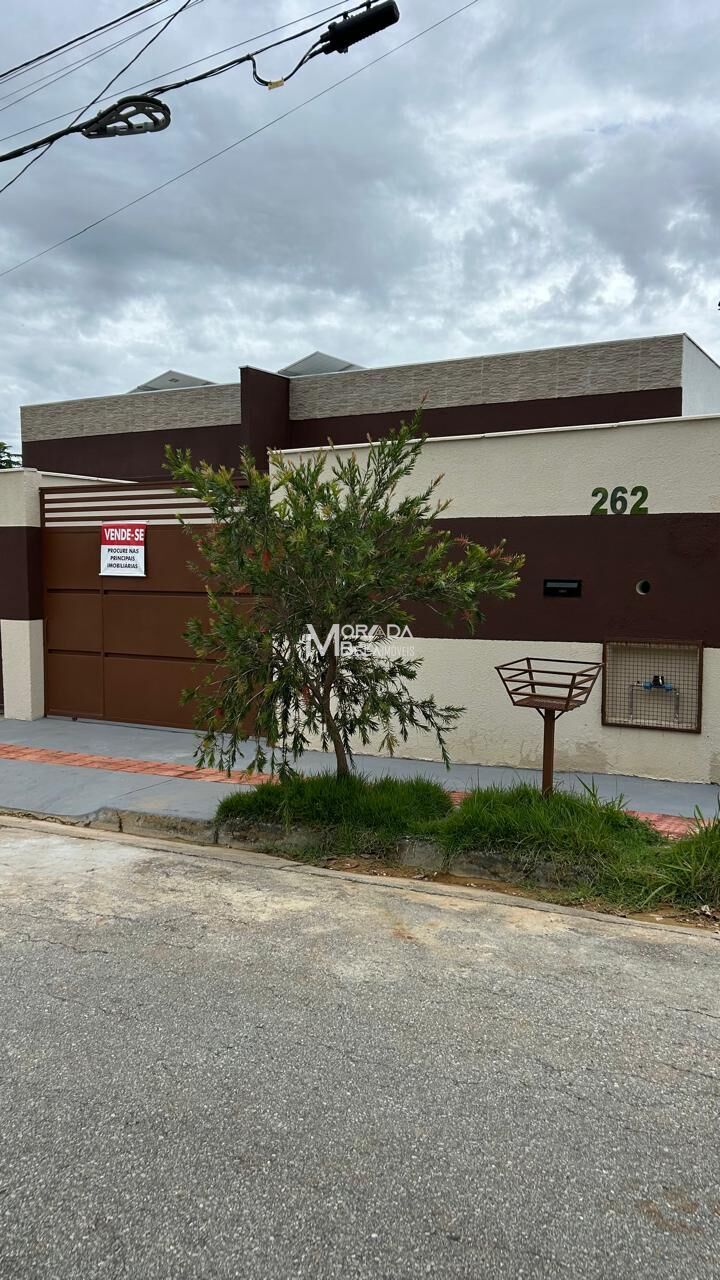 Casa, 3 quartos, 151 m² - Foto 1