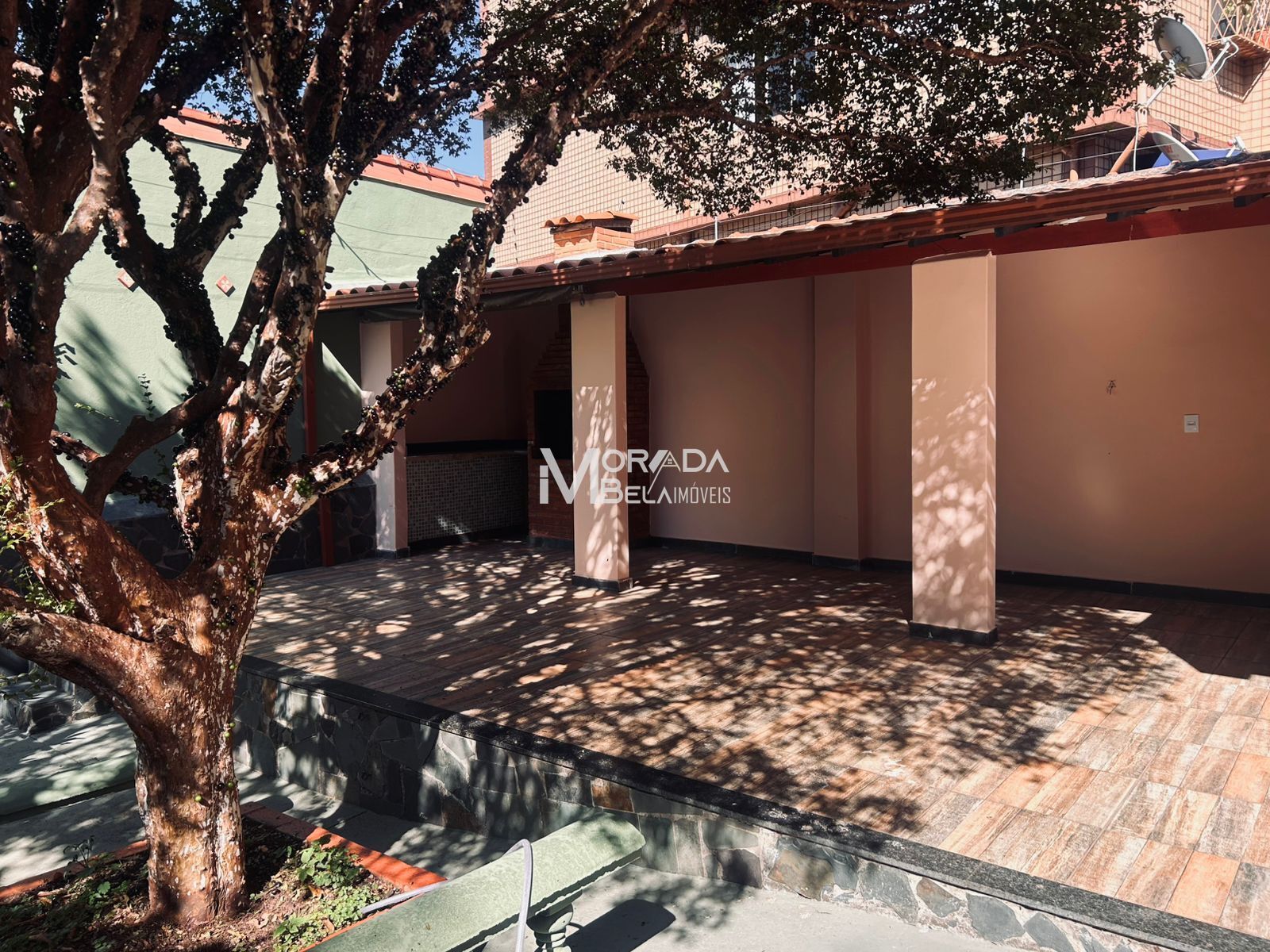 Casa, 4 quartos, 295 m² - Foto 2