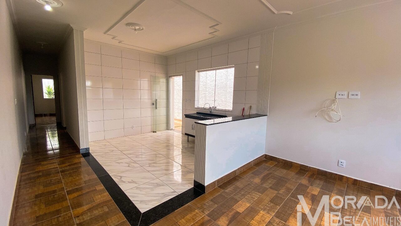 Casa à venda com 2 quartos, 77m² - Foto 3