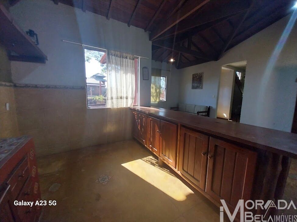 Casa à venda com 3 quartos, 140m² - Foto 8