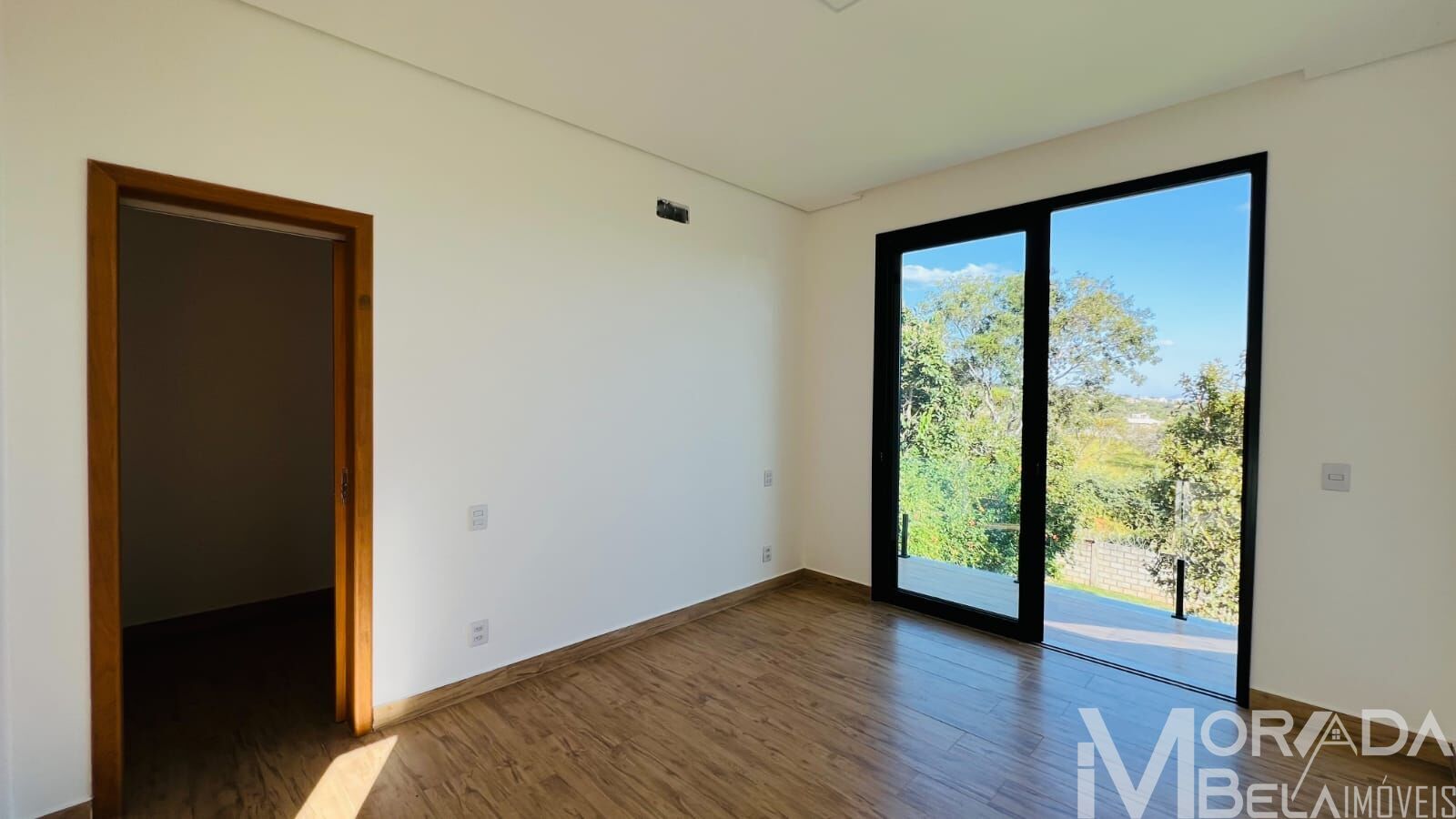 Casa à venda com 4 quartos, 260m² - Foto 12