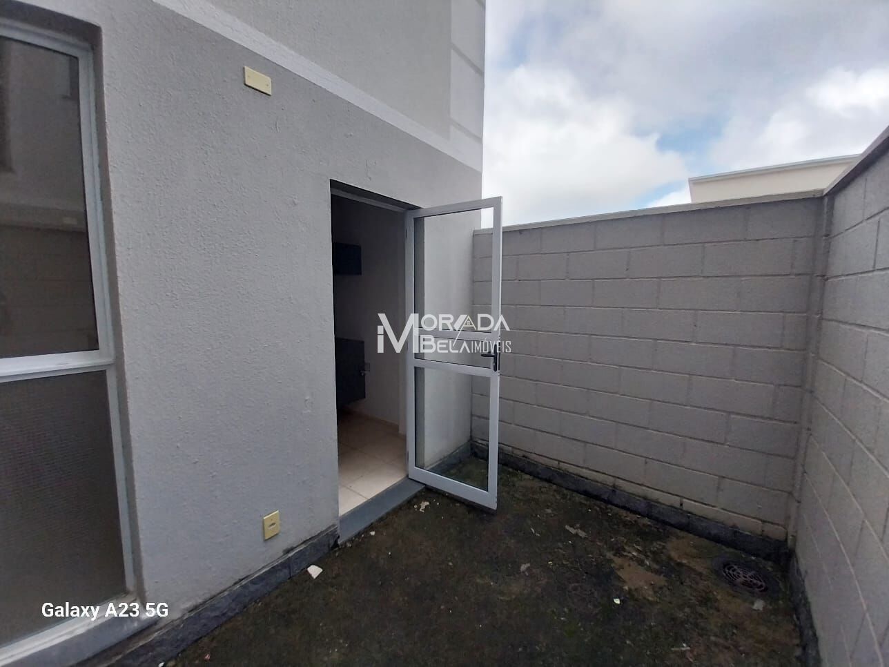 Apartamento à venda com 2 quartos, 8m² - Foto 3