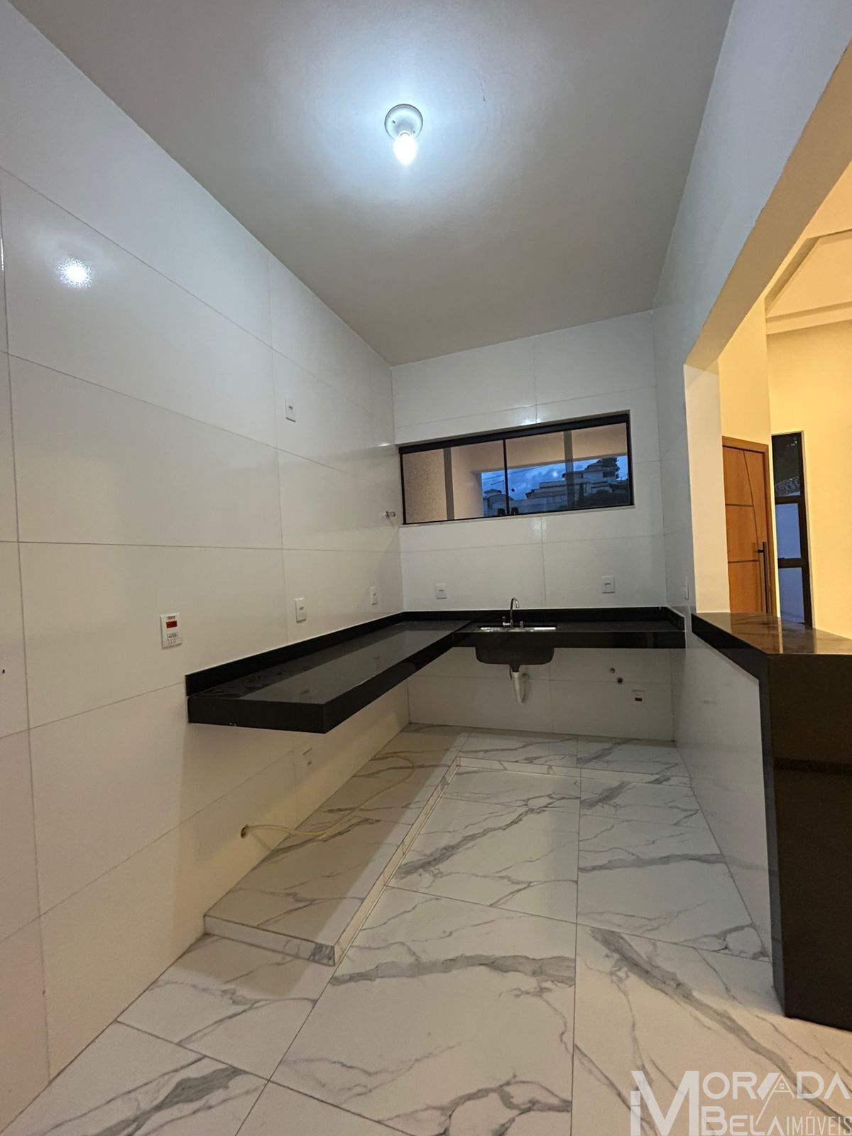 Casa à venda com 3 quartos, 96m² - Foto 11