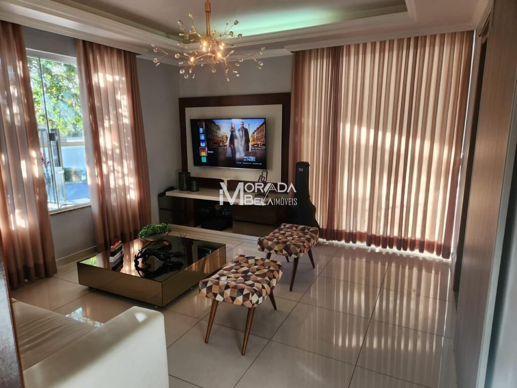 Casa à venda com 3 quartos, 157m² - Foto 2