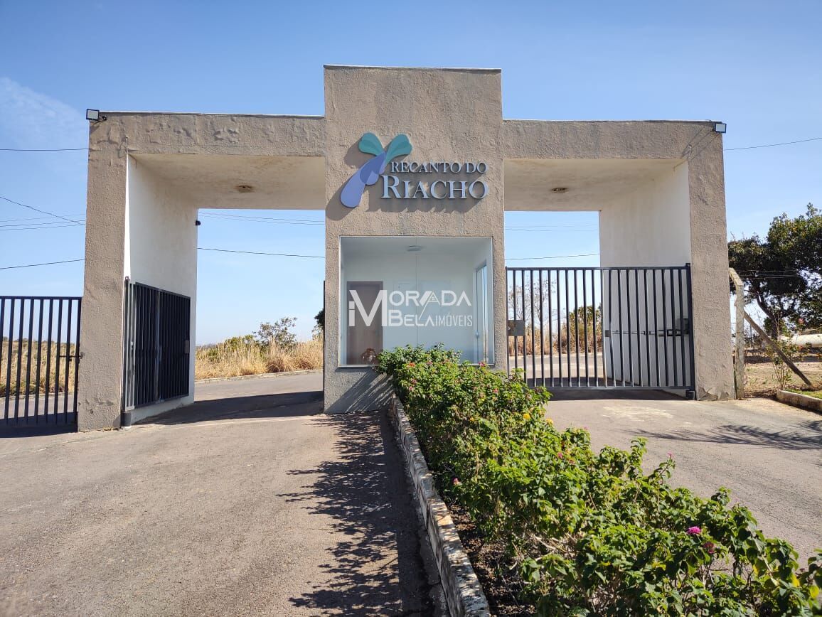 Terreno à venda, 1000m² - Foto 1
