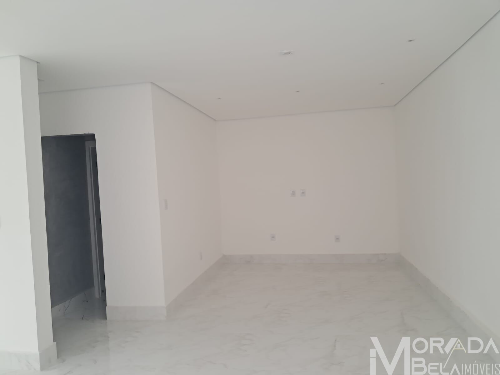 Casa à venda com 4 quartos, 360m² - Foto 26