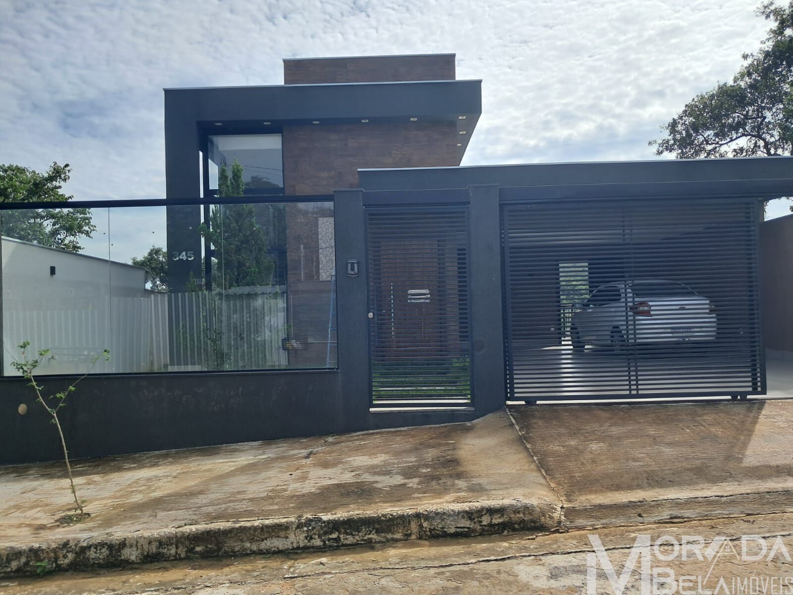 Casa à venda com 4 quartos, 360m² - Foto 2