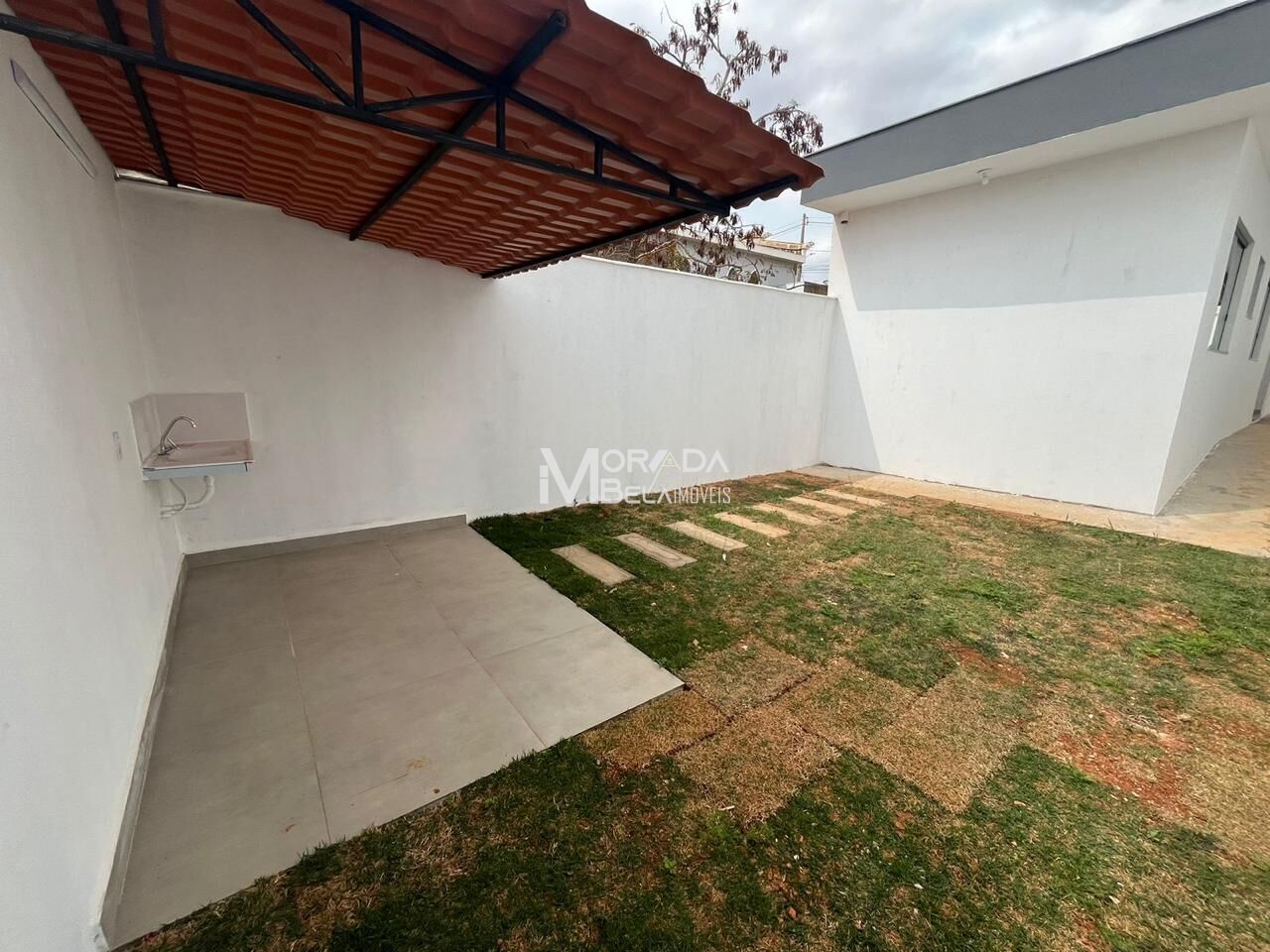 Casa à venda com 2 quartos, 180m² - Foto 8