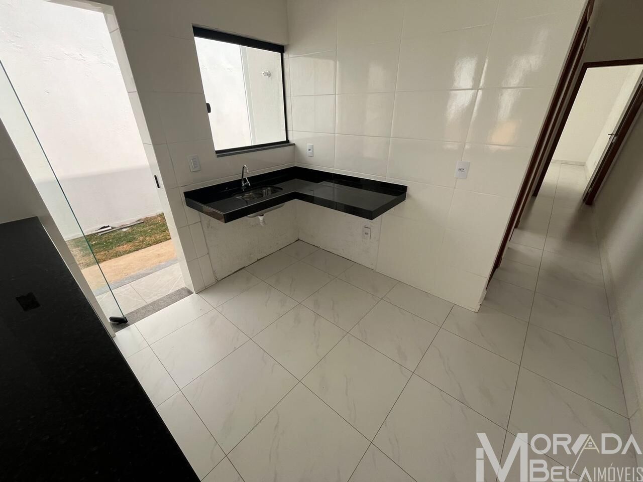 Casa à venda com 2 quartos, 180m² - Foto 4