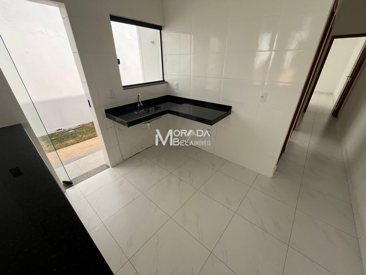 Casa à venda com 2 quartos, 180m² - Foto 4