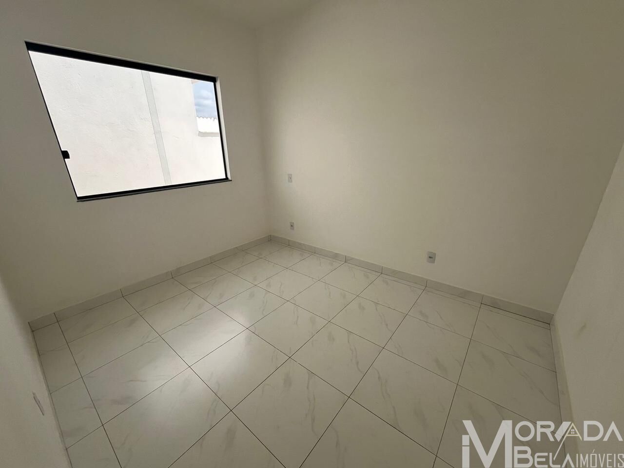 Casa à venda com 2 quartos, 180m² - Foto 3