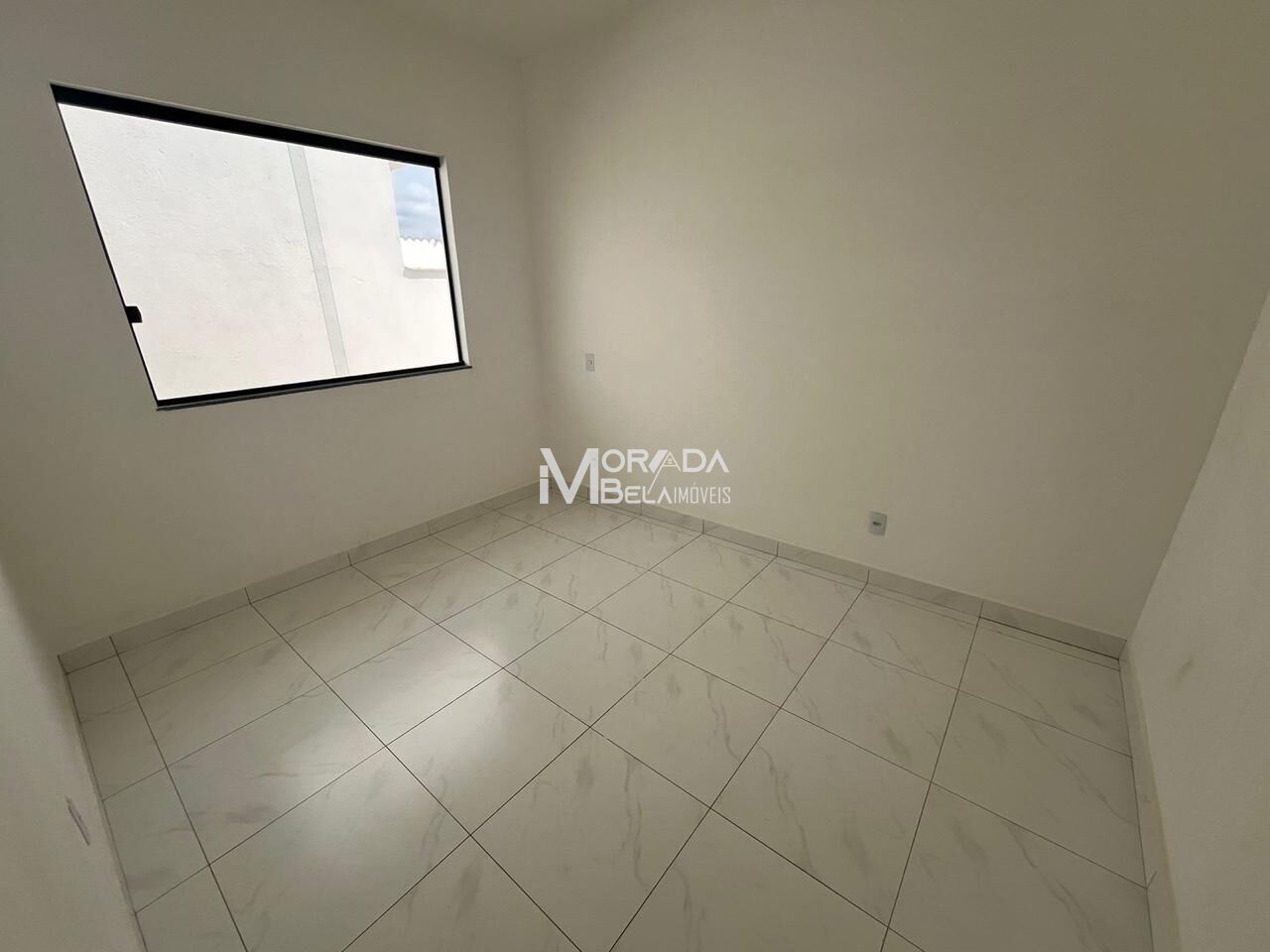 Casa à venda com 2 quartos, 180m² - Foto 3