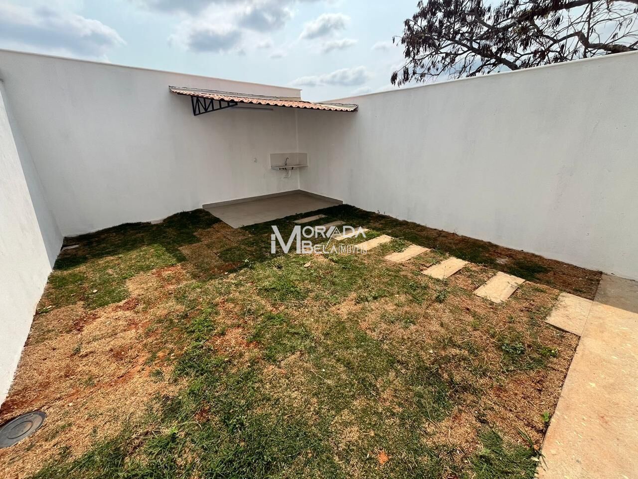 Casa à venda com 2 quartos, 180m² - Foto 9