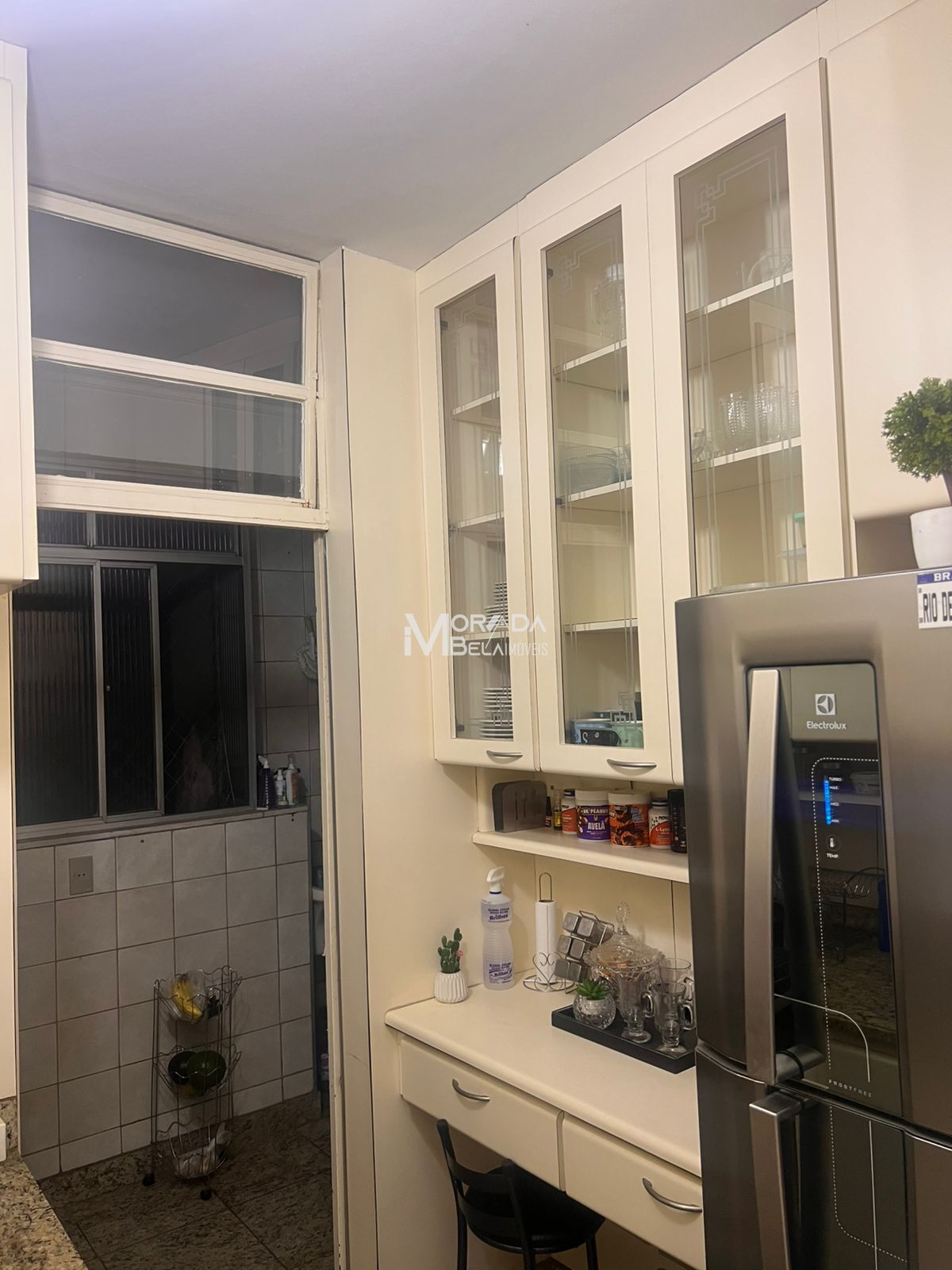 Apartamento à venda com 3 quartos, 107m² - Foto 9