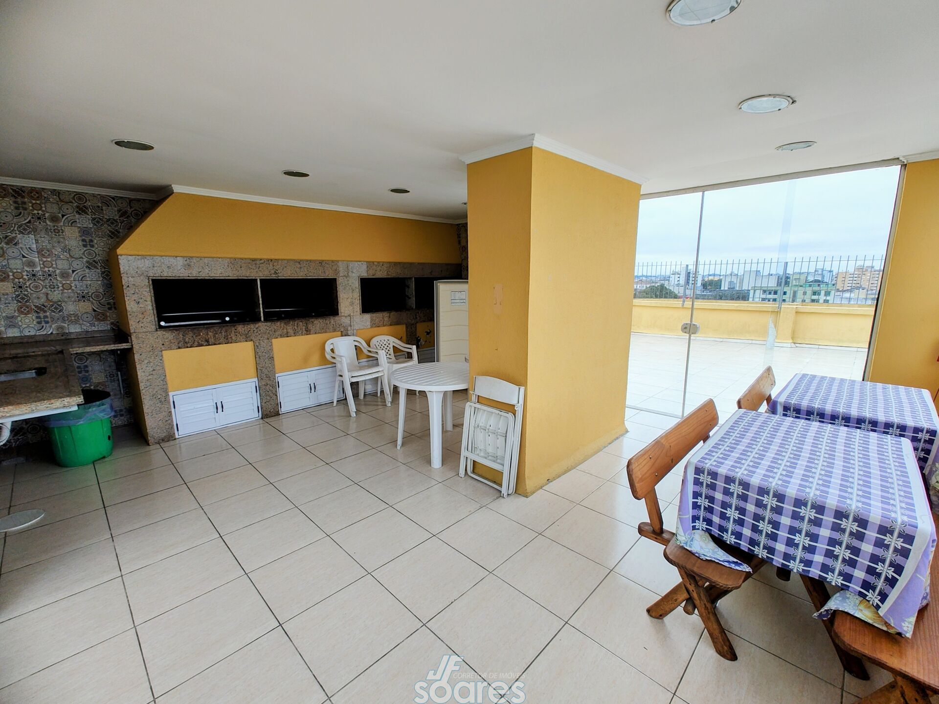 Apartamento à venda com 2 quartos, 75m² - Foto 26
