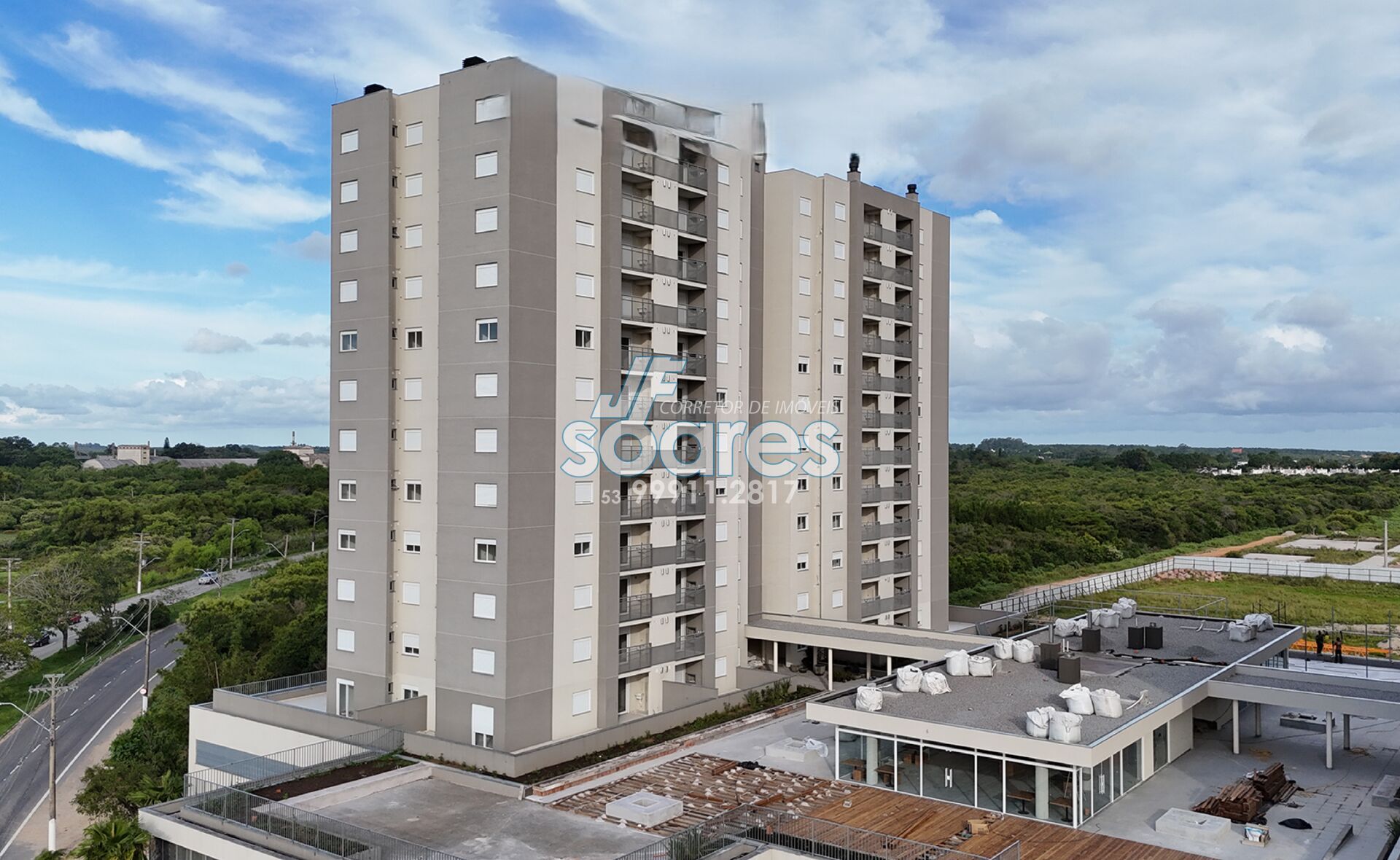 Apartamento à venda com 2 quartos, 61m² - Foto 5