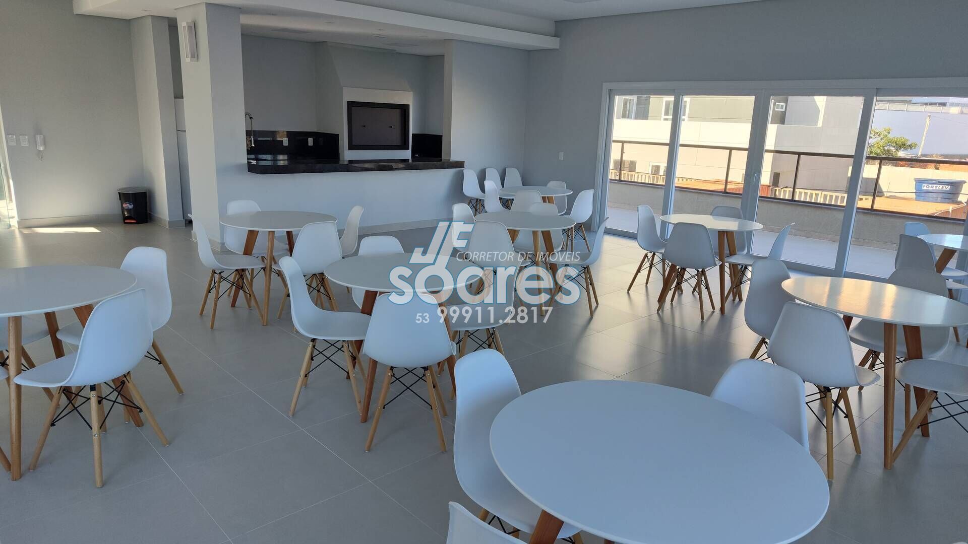 Apartamento à venda com 2 quartos, 83m² - Foto 28