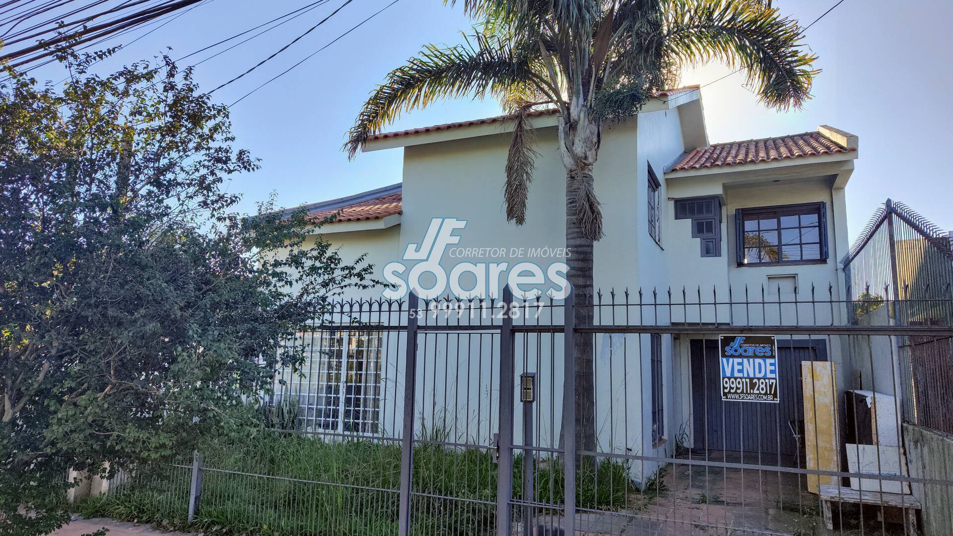 Sobrado à venda com 3 quartos, 206m² - Foto 1