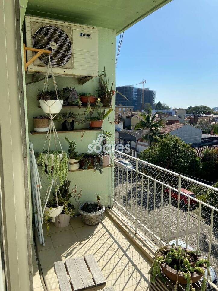 Apartamento à venda com 3 quartos, 128m² - Foto 4