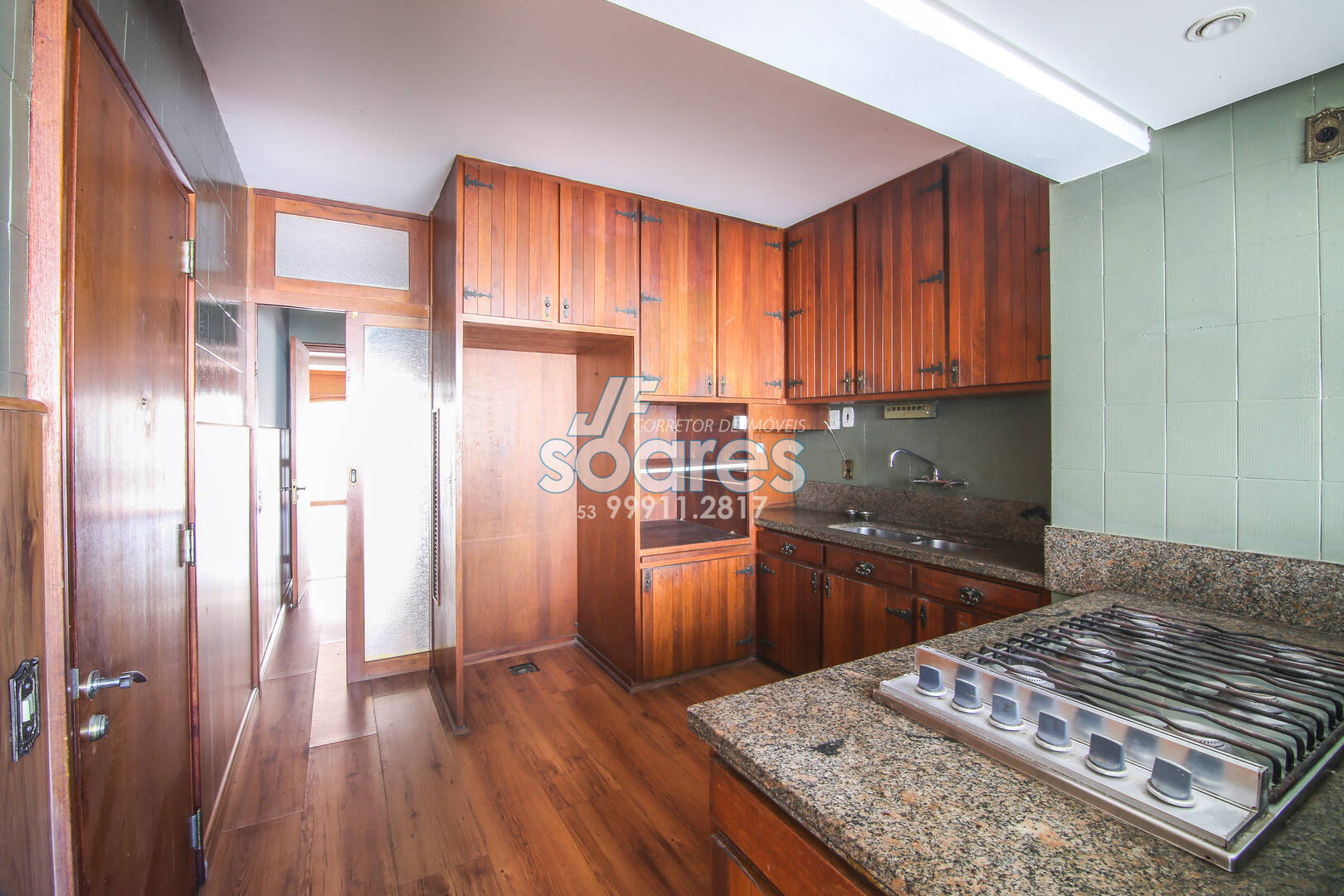 Apartamento à venda com 2 quartos, 158m² - Foto 13