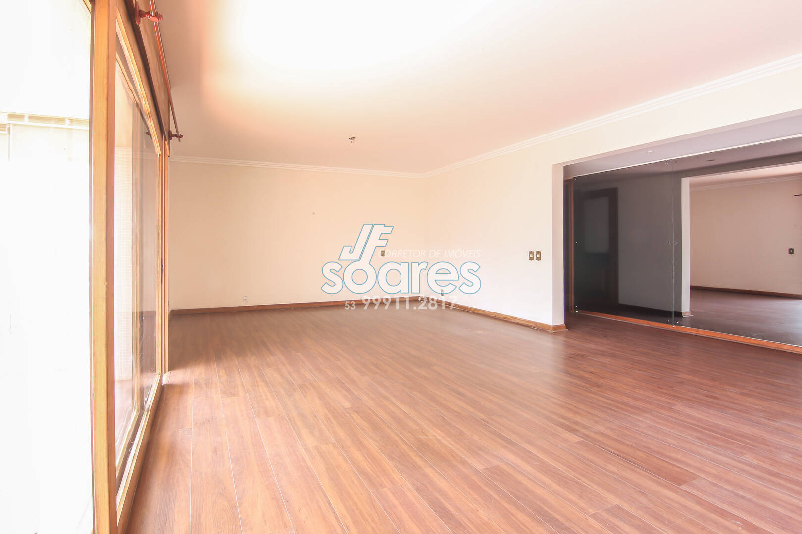 Apartamento à venda com 2 quartos, 158m² - Foto 3