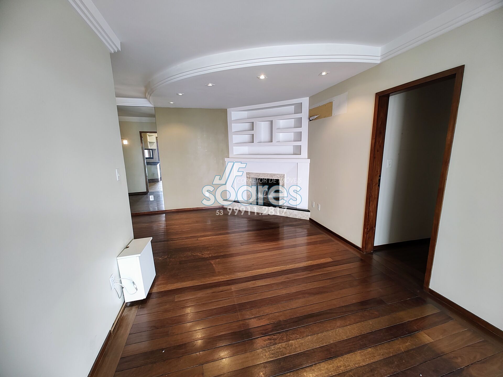 Apartamento à venda com 3 quartos, 110m² - Foto 4