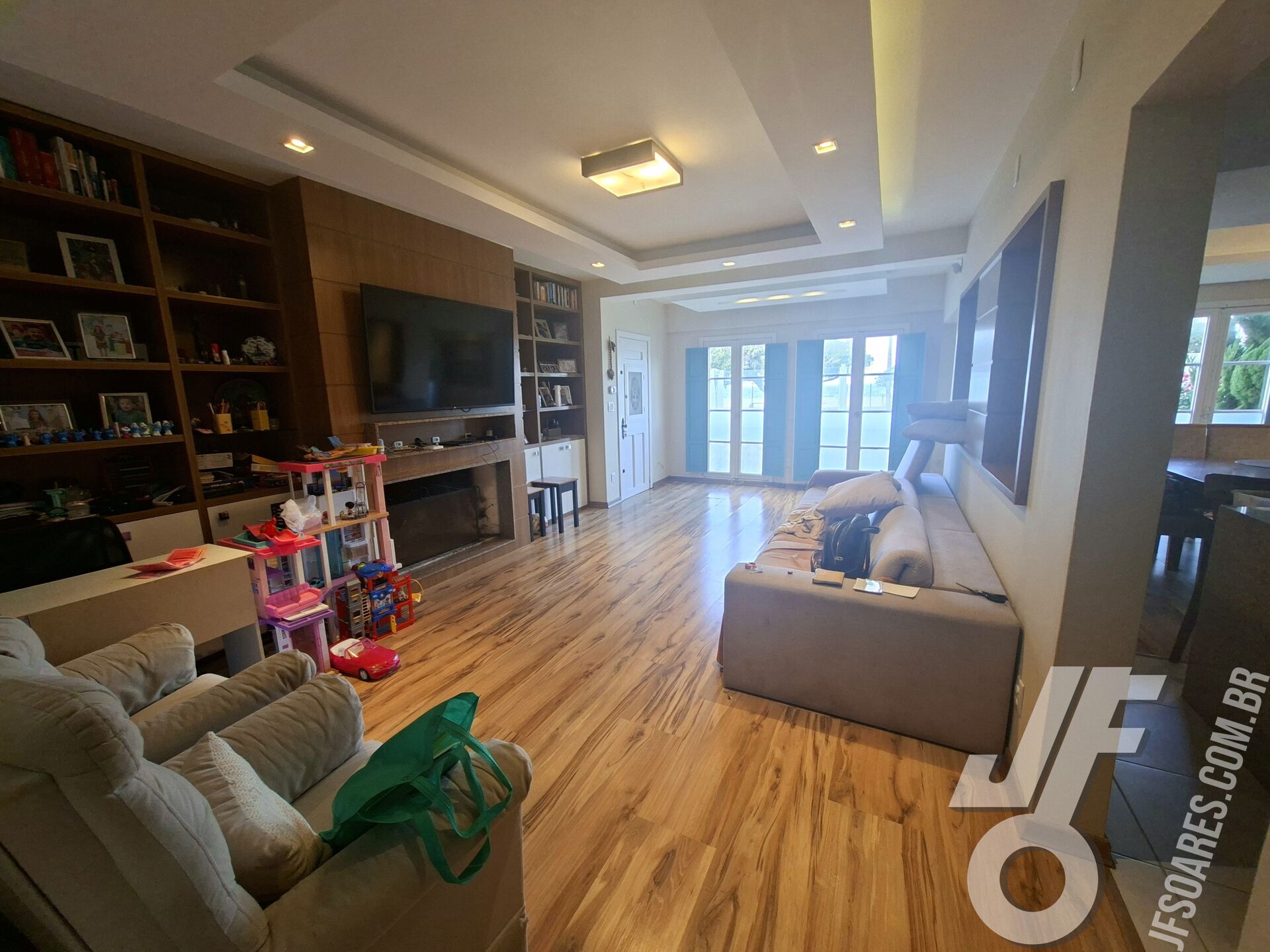 Sobrado, 5 quartos, 376 m² - Foto 2