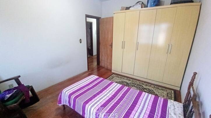 Sobrado à venda com 5 quartos, 304m² - Foto 23
