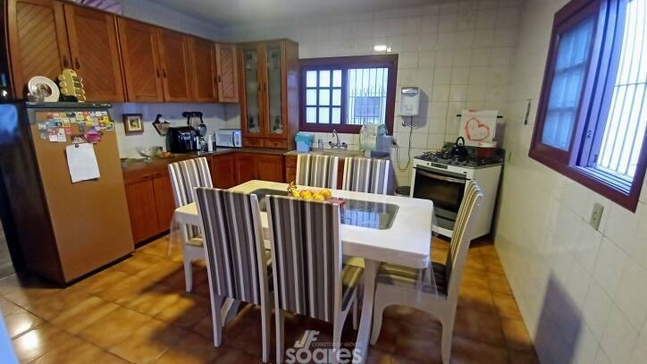 Sobrado à venda com 5 quartos, 304m² - Foto 12
