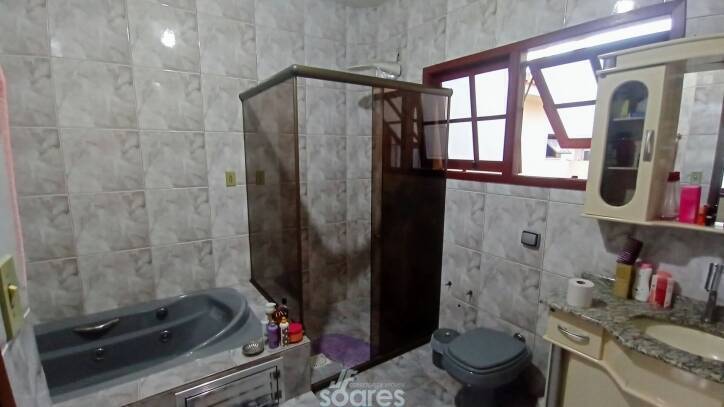 Sobrado à venda com 5 quartos, 304m² - Foto 16