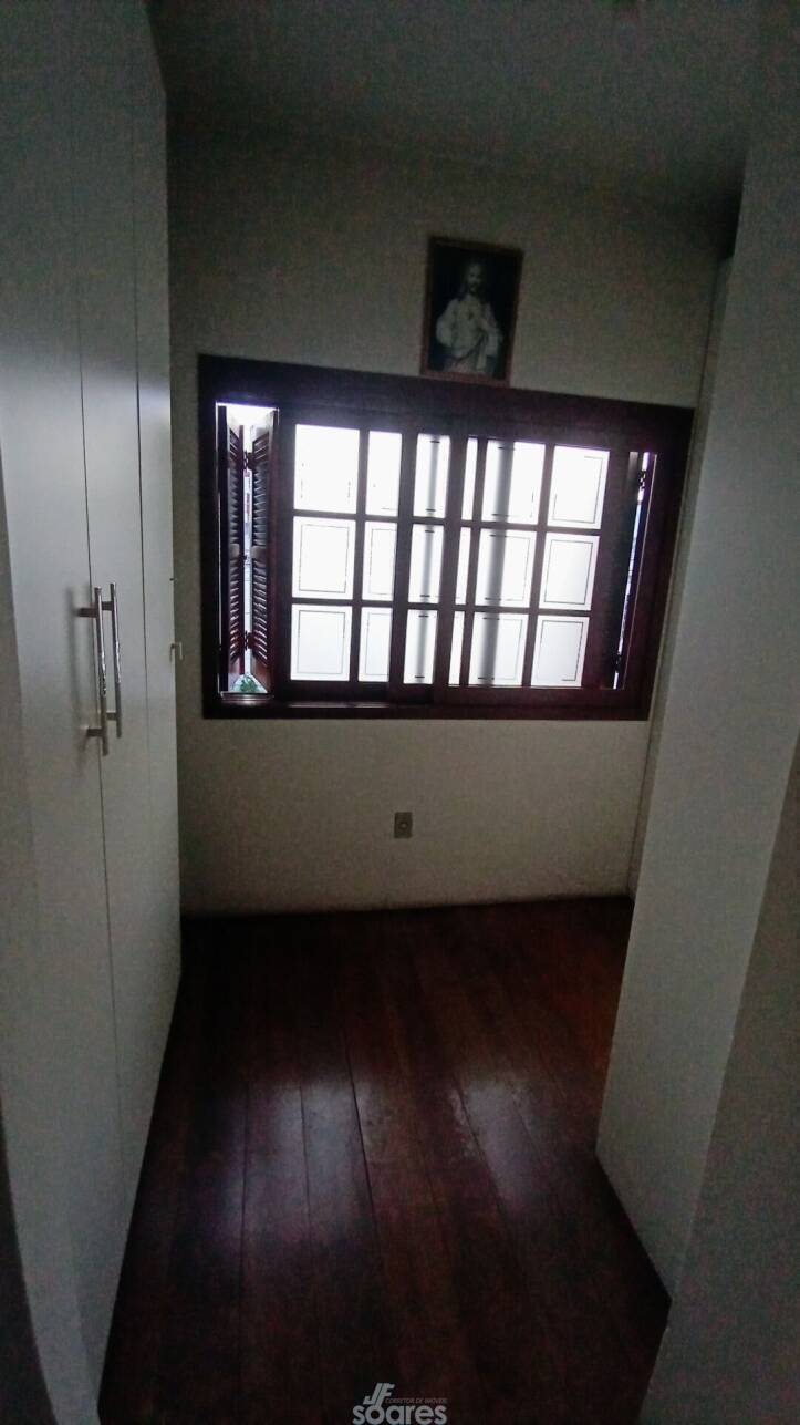 Sobrado à venda com 5 quartos, 304m² - Foto 18