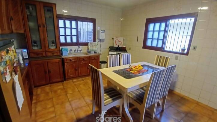Sobrado à venda com 5 quartos, 304m² - Foto 11