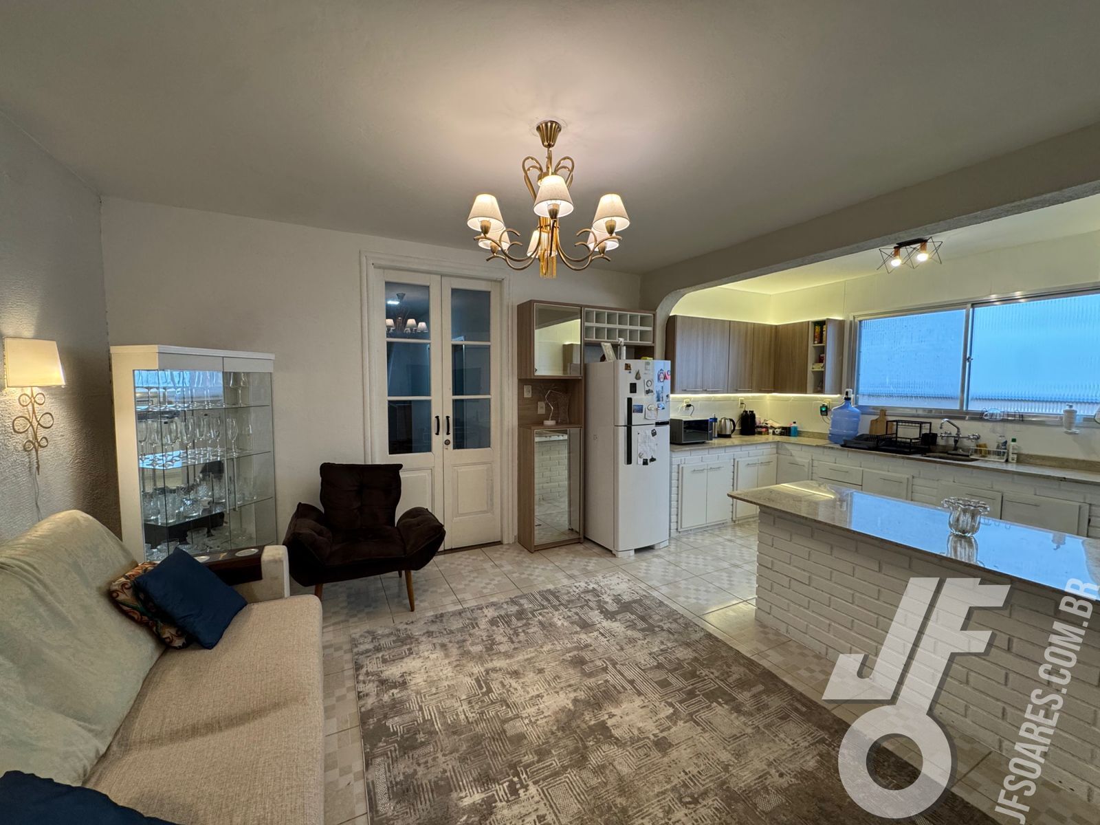 Casa, 5 quartos, 267 m² - Foto 1
