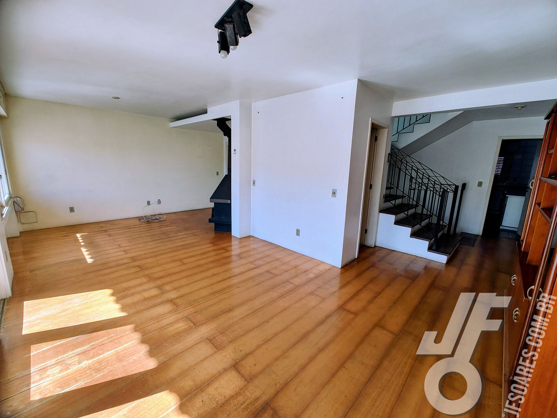 Sobrado, 3 quartos, 322 m² - Foto 2