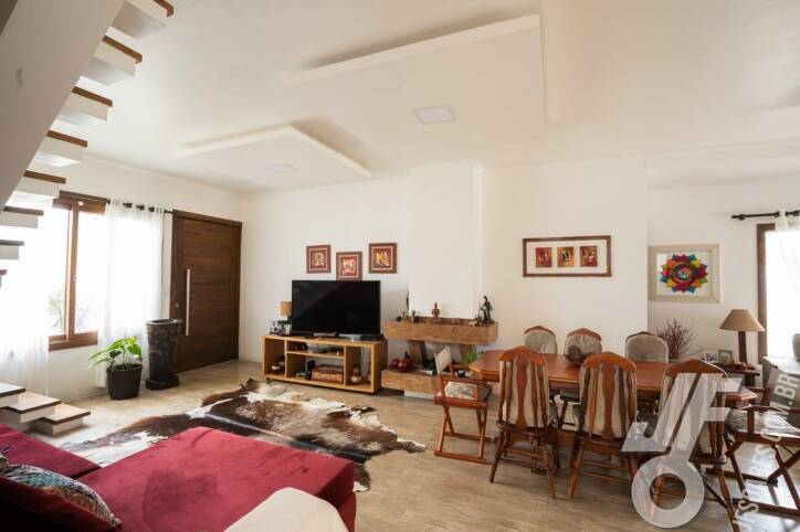 Sobrado, 5 quartos, 390 m² - Foto 2