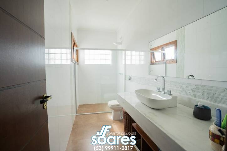 Sobrado à venda com 5 quartos, 390m² - Foto 17