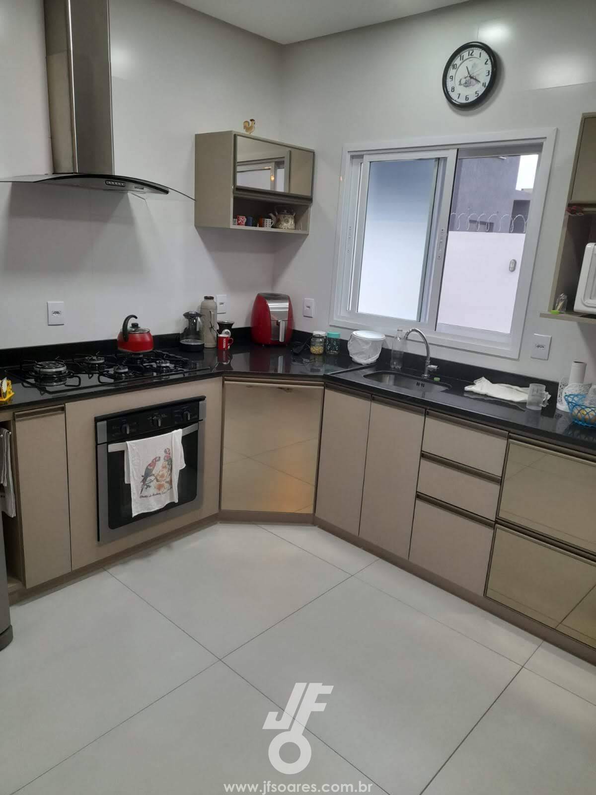 Sobrado à venda com 3 quartos, 155m² - Foto 3
