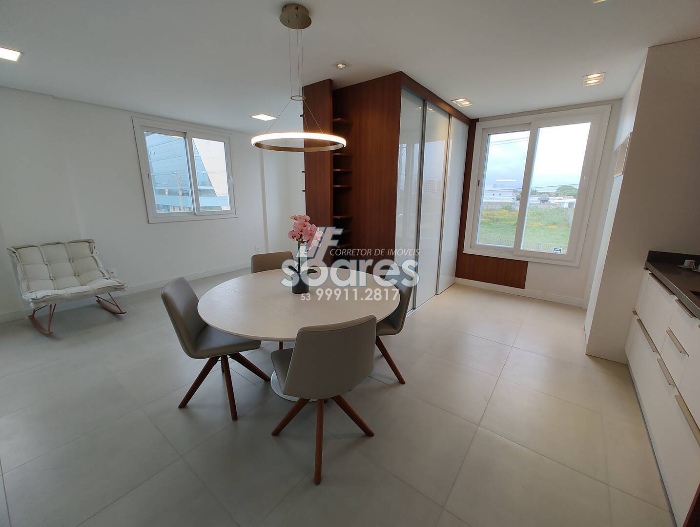 Apartamento à venda com 3 quartos, 74m² - Foto 1