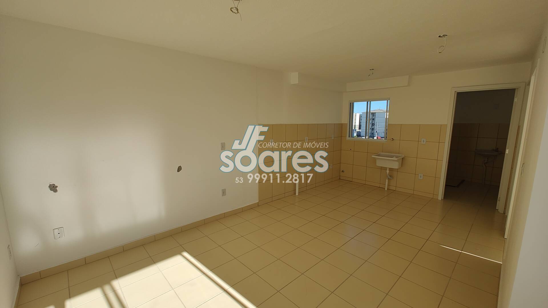 Apartamento à venda com 2 quartos, 44m² - Foto 2