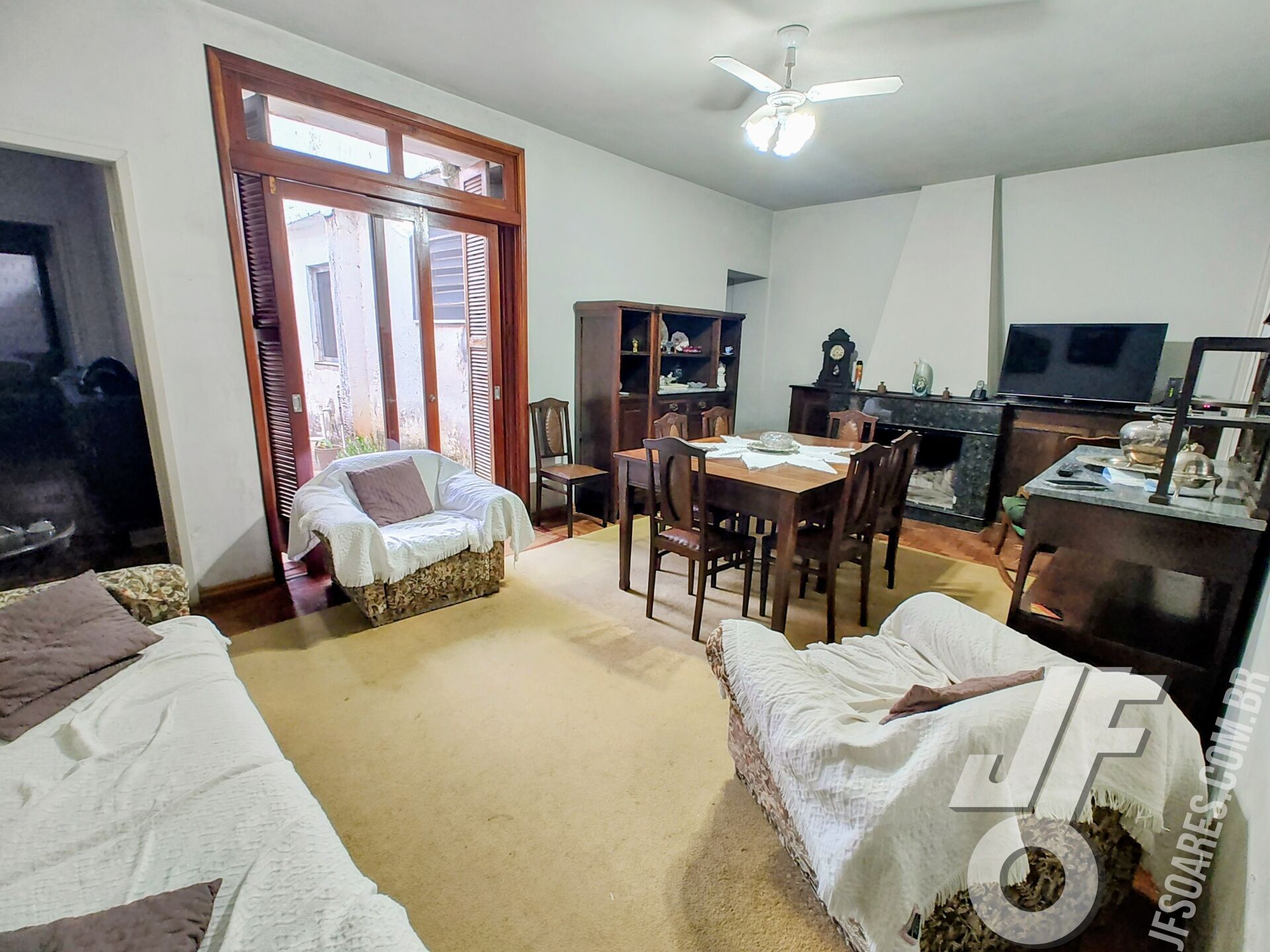 Casa, 3 quartos, 229 m² - Foto 1