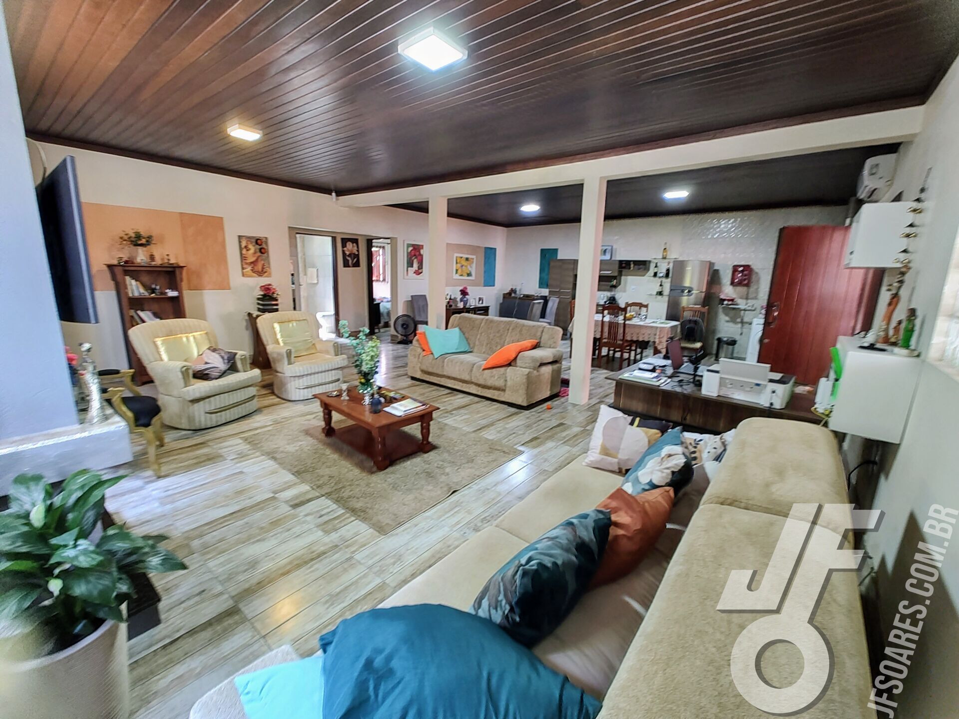 Casa, 2 quartos, 206 m² - Foto 1