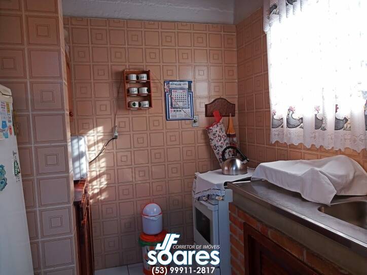 Casa à venda com 4 quartos, 337m² - Foto 3