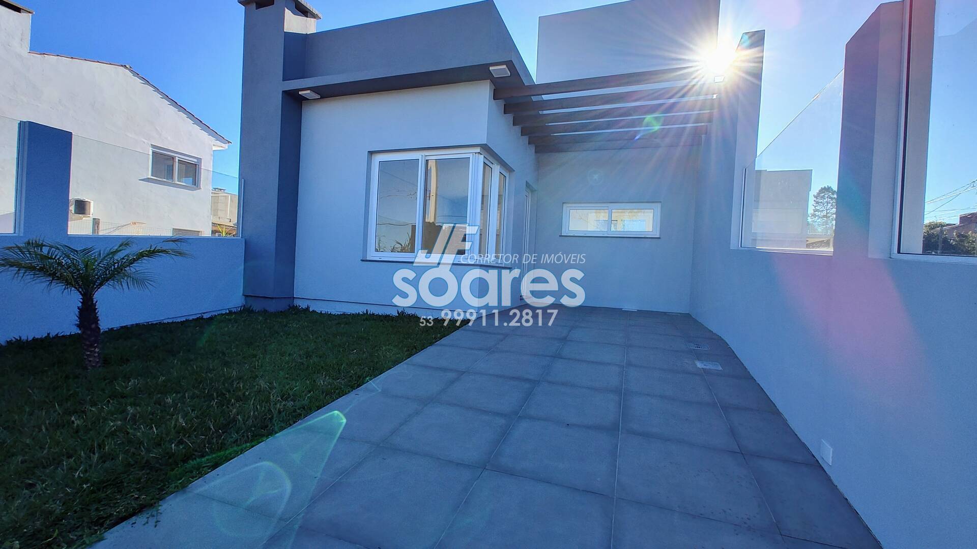 Casa à venda com 2 quartos, 69m² - Foto 1